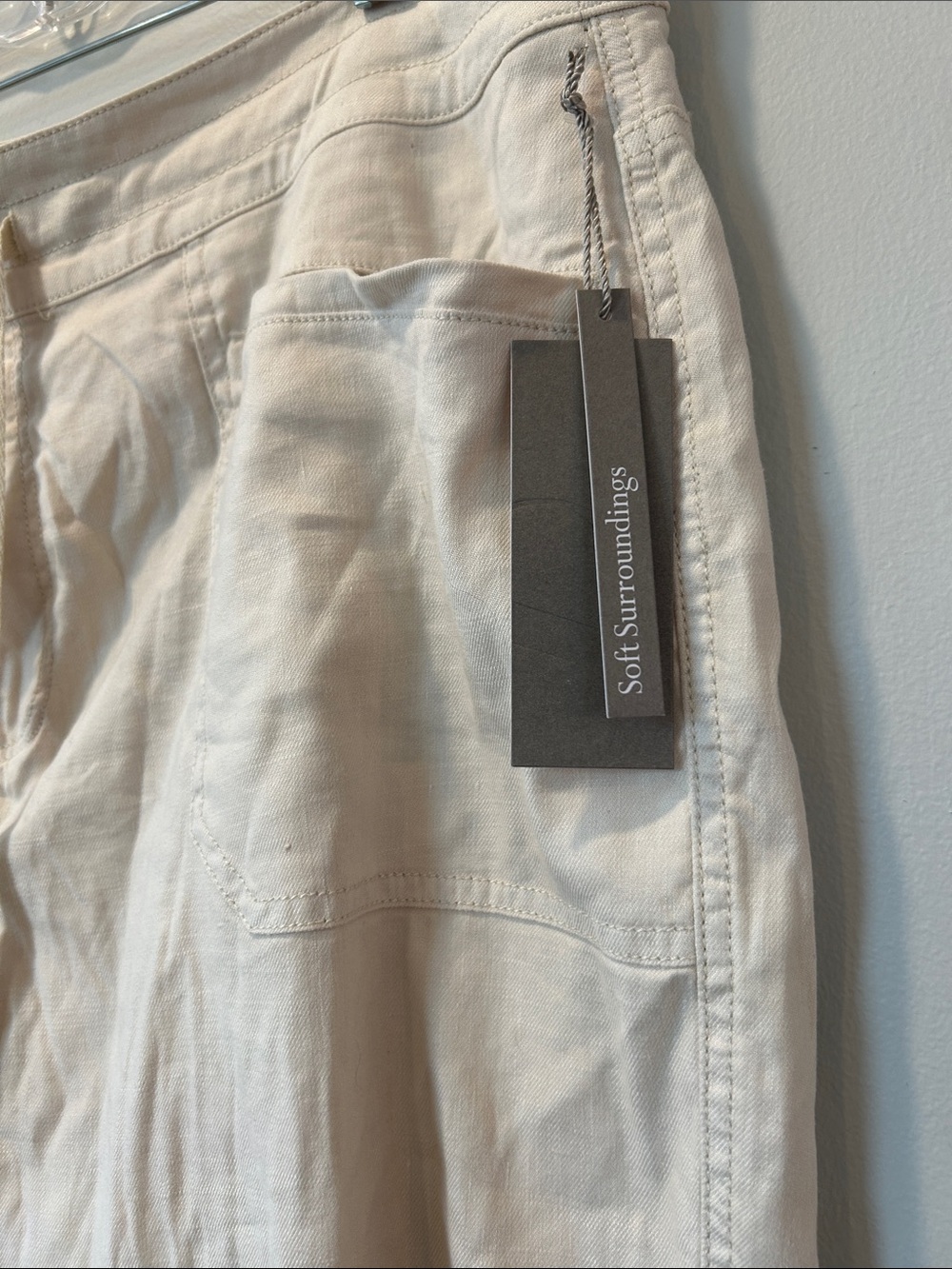 Soft Surroundings Light Cream Linen-Blend Trousers